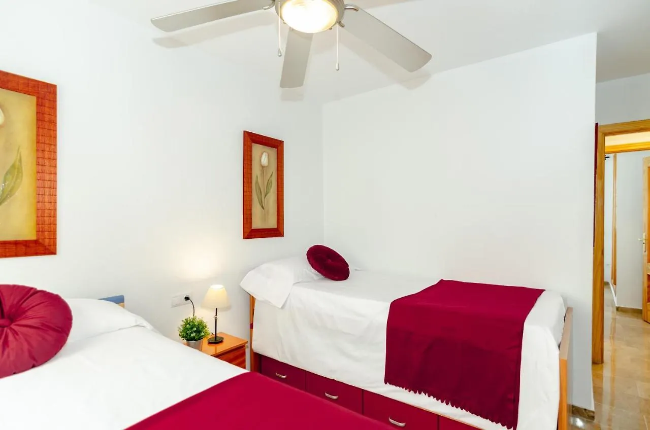Apartment Wintowinrentals Pool, Sunny Side & Free Parking. Torre de Benagalbon Spain