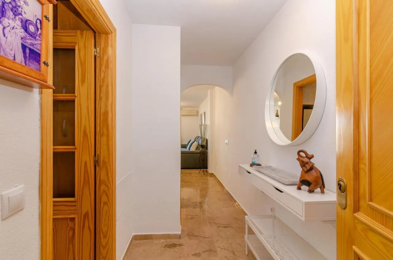 Apartment Wintowinrentals Pool, Sunny Side & Free Parking. Torre de Benagalbon